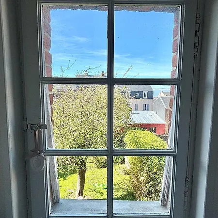 Nyaraló Les Vignes - Maison D'artiste - Vue & Jardin