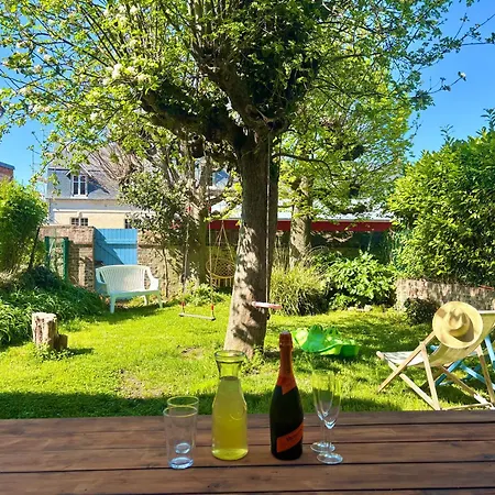 Les Vignes - Maison D'artiste - Vue & Jardin *